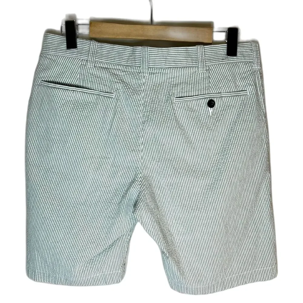 J. Crew Men's Green White Pinstripe Seersucker Flat Front PreppyPinst Shorts Siz